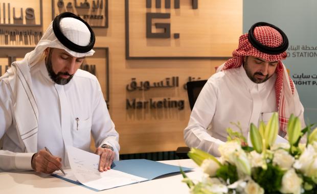 MHG Partners with Sight Paints to Expand Product Accessibility